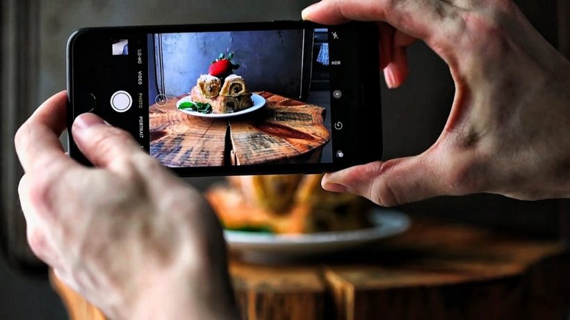 9 tips for taking pictures with your mobile phone