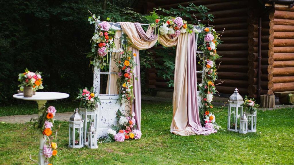 Beautiful Backdrop Ideas for Your Wooden Backdrop Stand